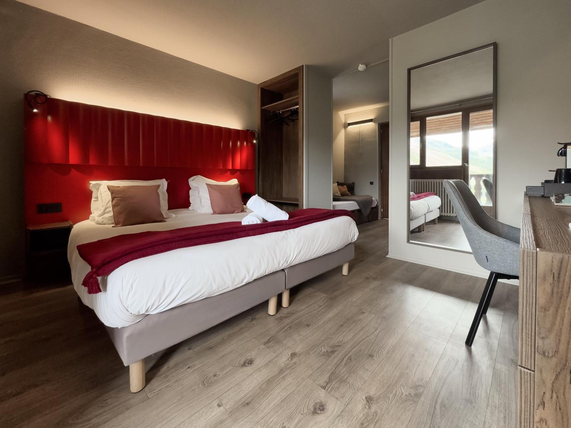 Alpeen Hotel Сен-Мартен-де-Бельвиль Номер фото