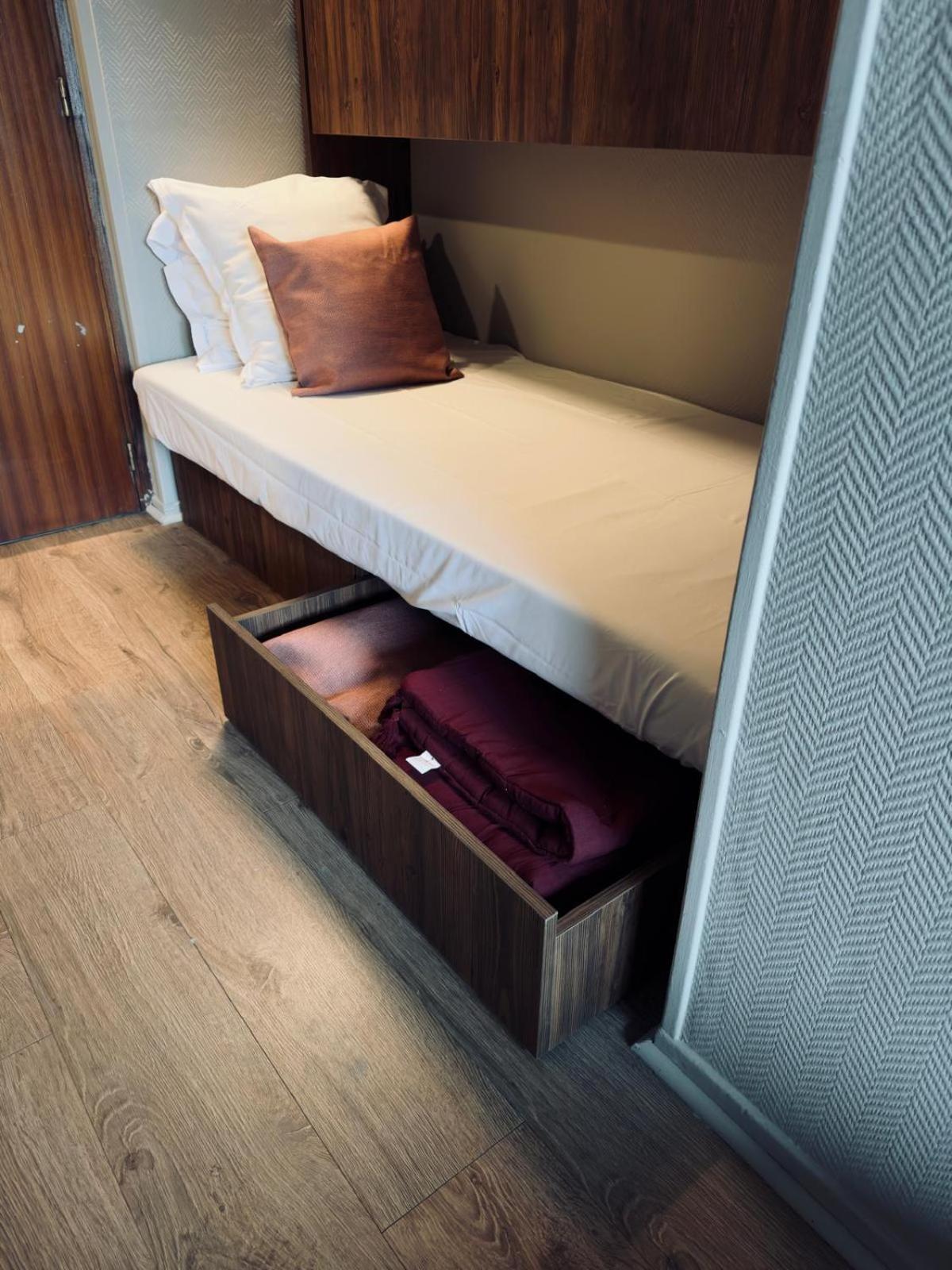Alpeen Hotel Сен-Мартен-де-Бельвиль Экстерьер фото