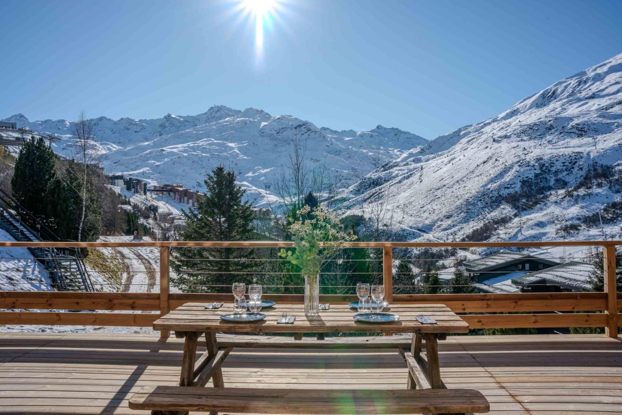 Alpeen Hotel Сен-Мартен-де-Бельвиль Экстерьер фото