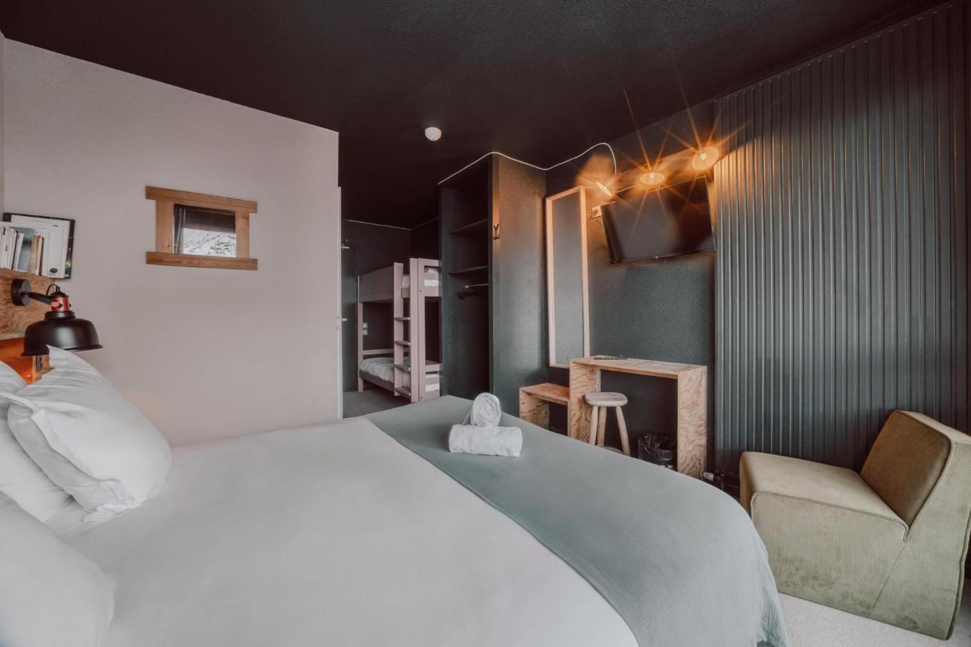 Alpeen Hotel Сен-Мартен-де-Бельвиль Экстерьер фото